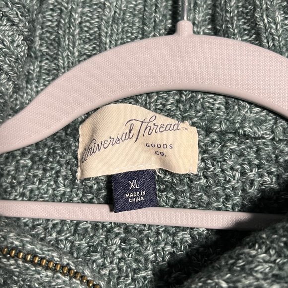 Universal Thread Green Collared Sweather - Picture 2 of 2